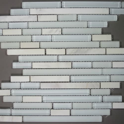Accord Border - White And Carrara